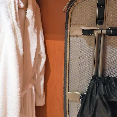 Hotel Port Azafata Valencia 4*