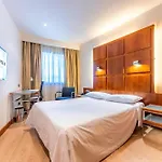 Port Azafata Valencia 마니세스