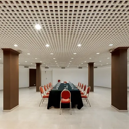 Hotell Port Azafata Valencia 4*