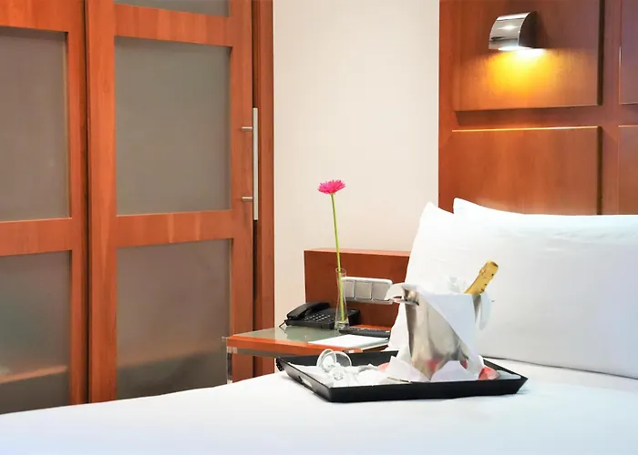 Port Azafata Valencia 4*