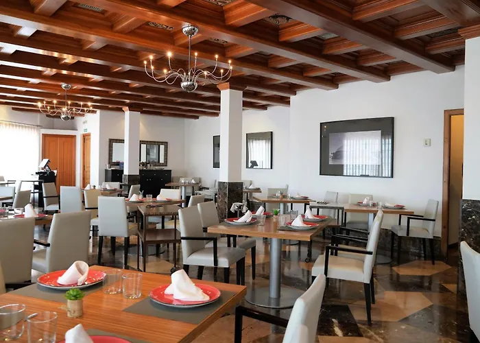 Port Azafata Valencia Hotel Manises