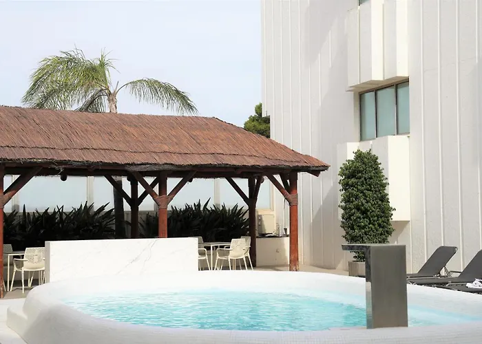 Port Azafata Valencia Hotel 4*