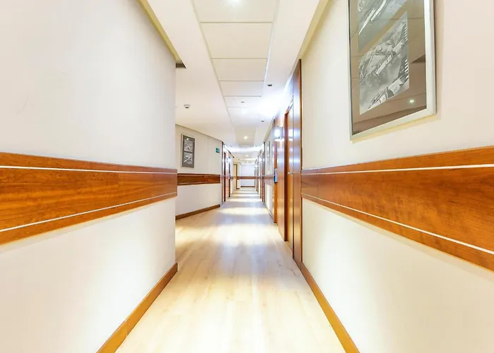 Hotel Port Azafata Valencia 4*
